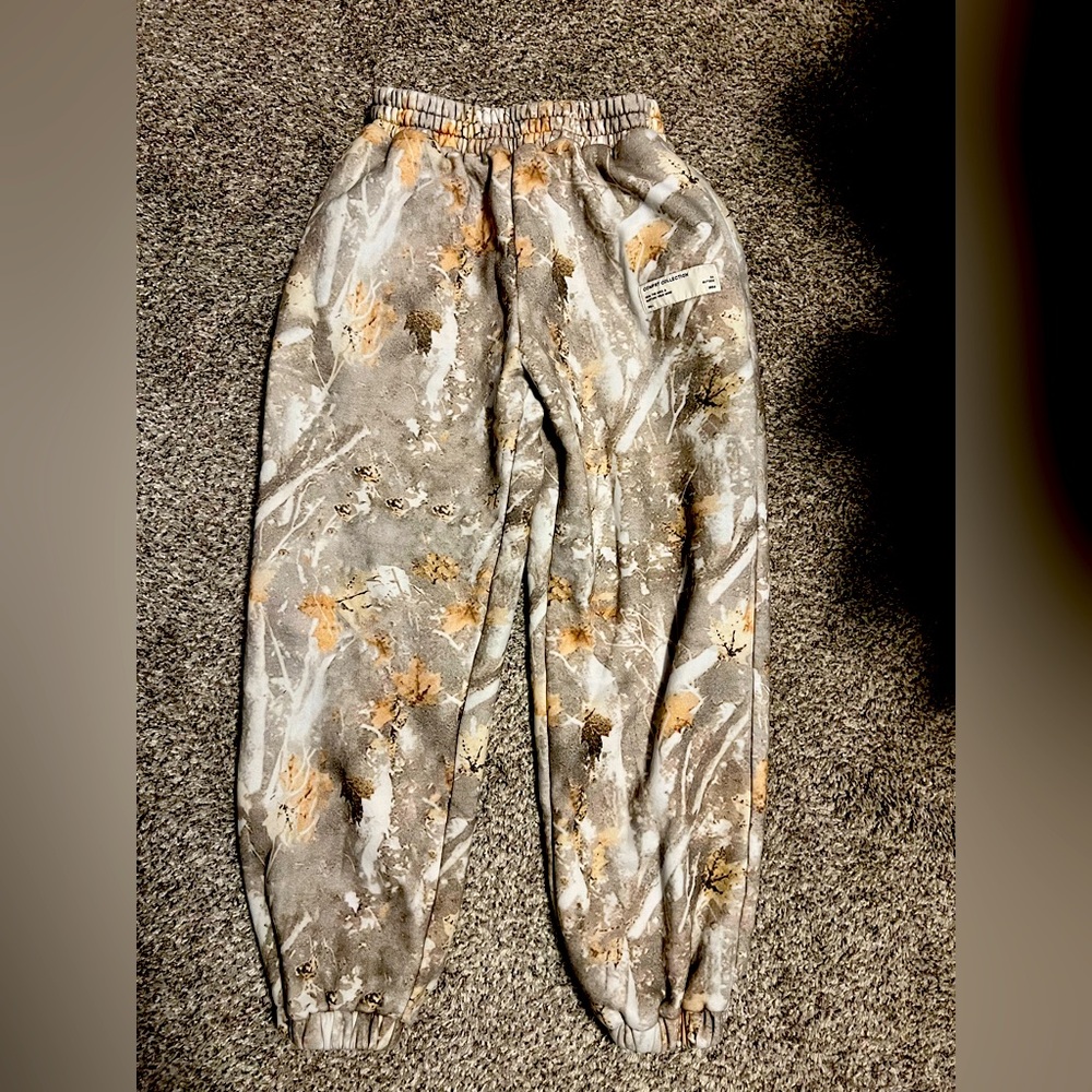 Comfrt sweatpants. Adirondack camo.
